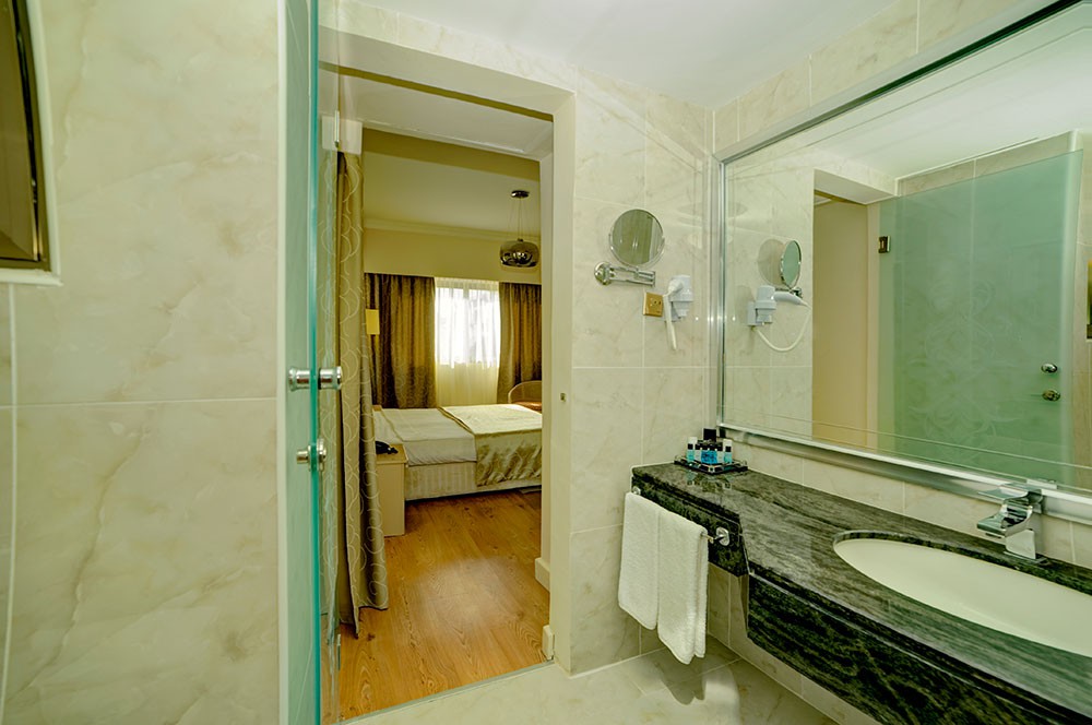 Jasmine Court Hotel And Casino