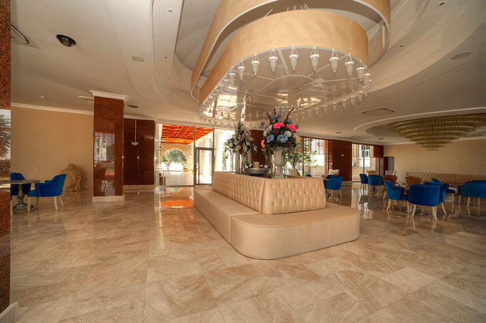 Jasmine Court Hotel And Casino