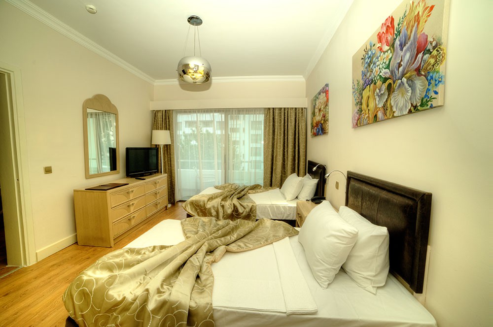 Jasmine Court Hotel And Casino