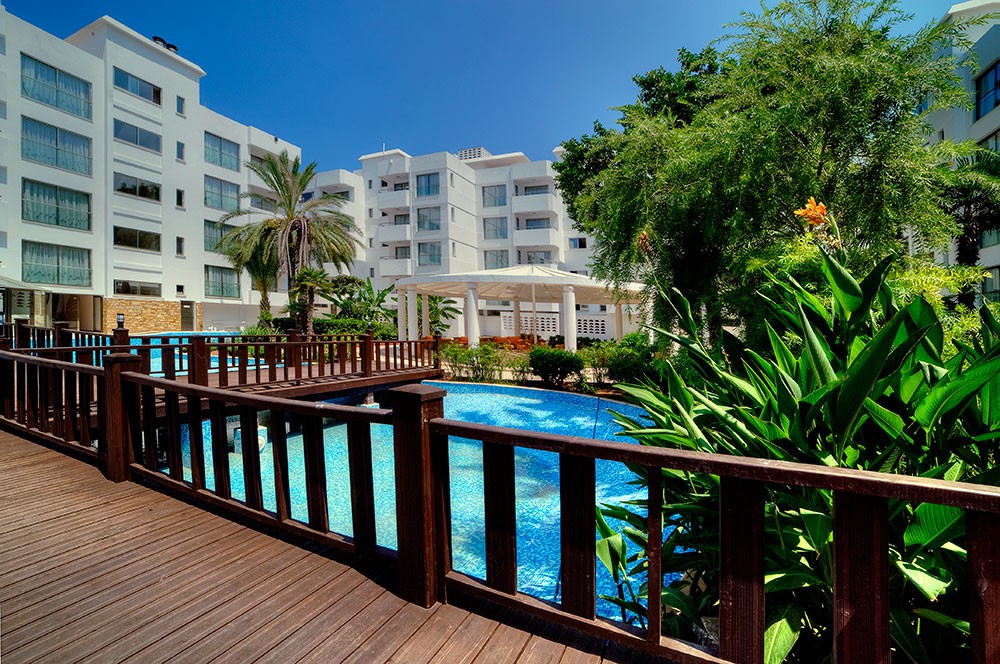 Jasmine Court Hotel And Casino