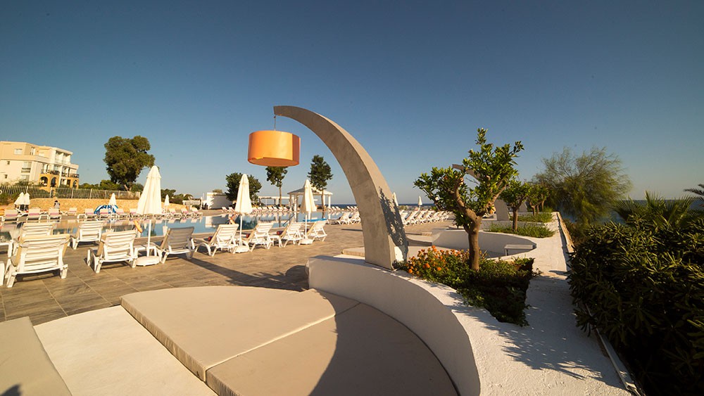 Jasmine Court Hotel And Casino