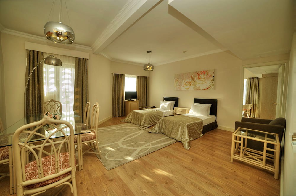 Jasmine Court Hotel And Casino