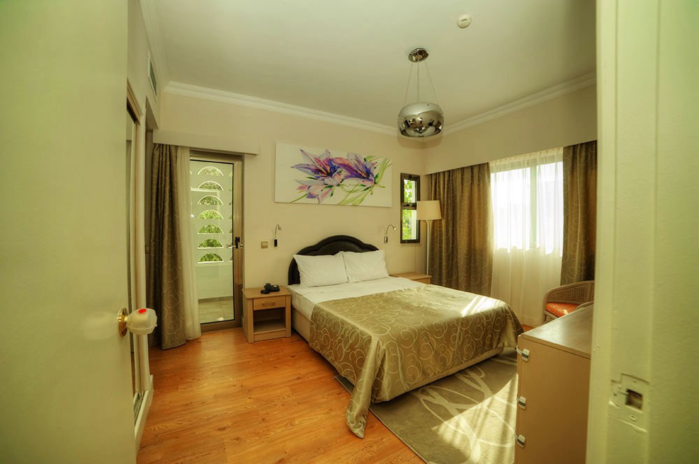 Jasmine Court Hotel And Casino