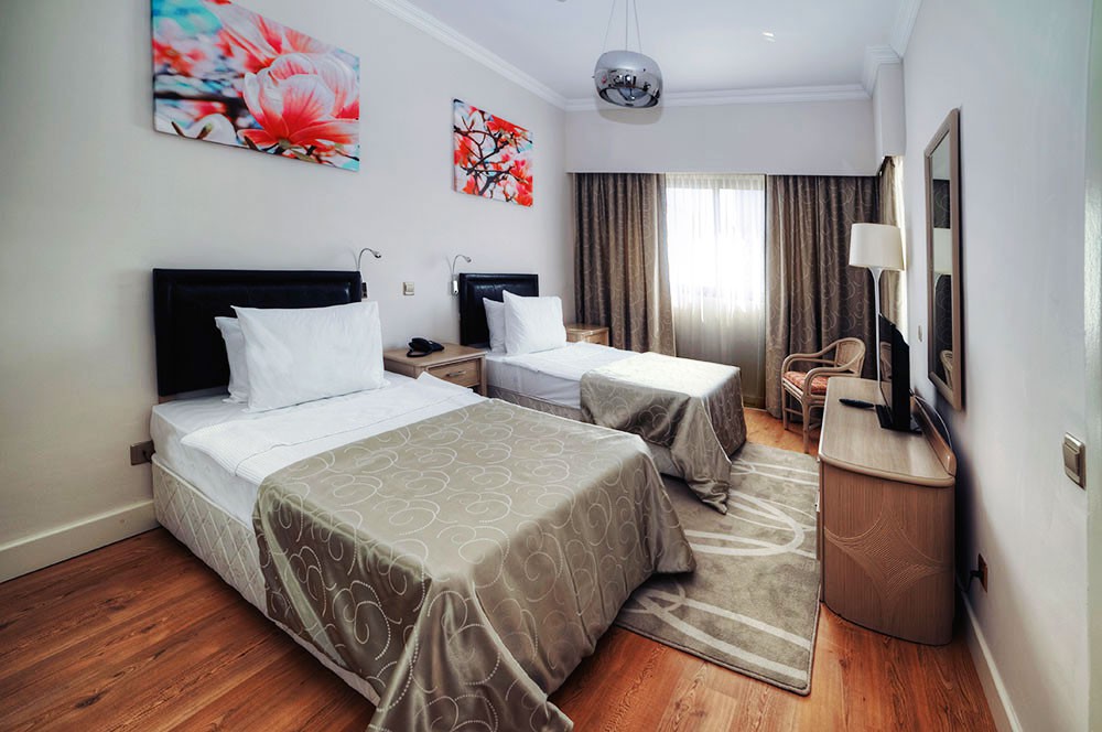 Jasmine Court Hotel And Casino