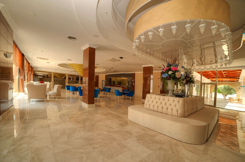 Jasmine Court Hotel And Casino