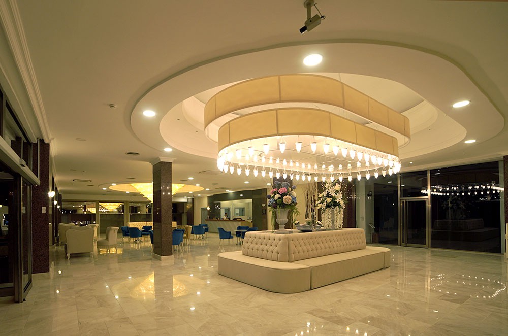 Jasmine Court Hotel And Casino