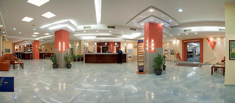 Golden Tulip Hotel