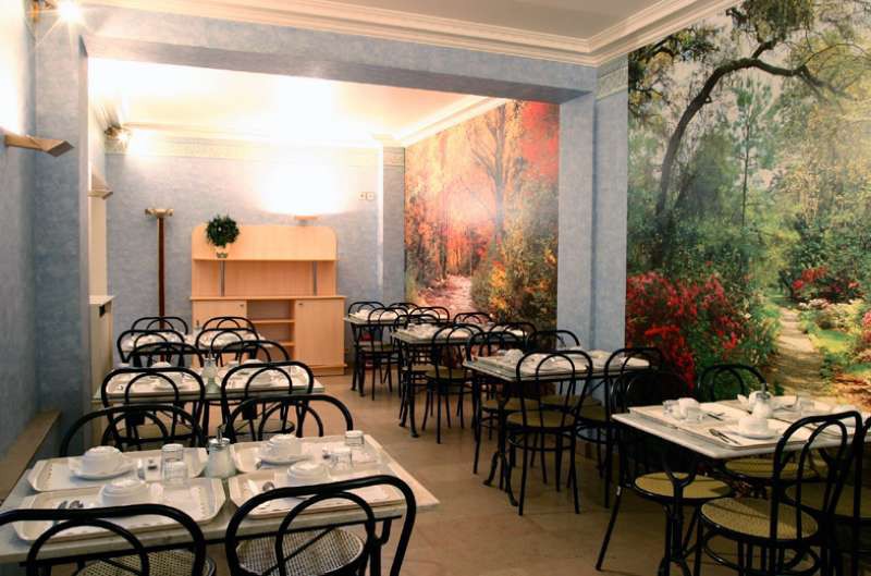 Hotel Paradis Paris