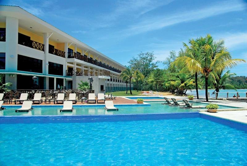 Playa Tortuga Hotel & Beach Resort