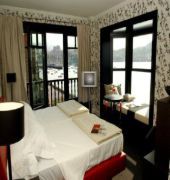 HOTEL ERCILLA EMBARCADERO - EL EMBARCADERO DE GETXO S.L.