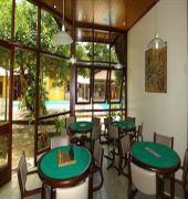 Arraial Bangalô Praia Hotel