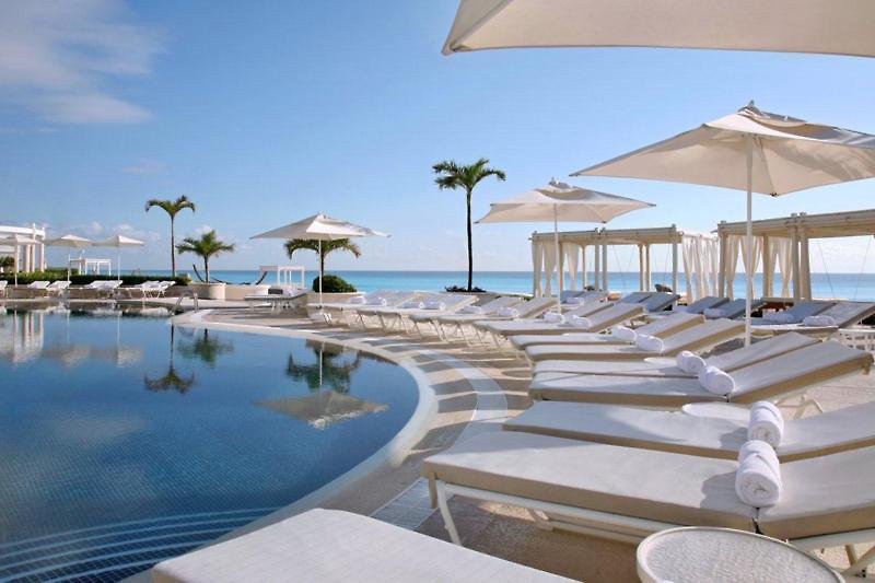 Sandos Cancun Luxury Resort