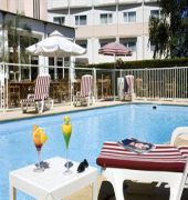 Hôtel Kyriad Design Enzo Roissy Saint Witz