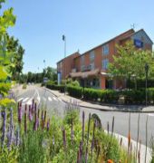 Kyriad Lyon Sud - Saint-Genis Laval