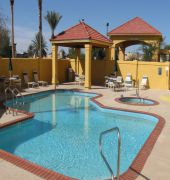 La Quinta Inn & Suites Phoenix I-10 West