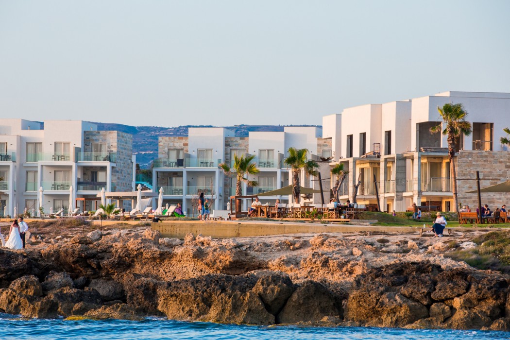 Amphora Hotel & Suites