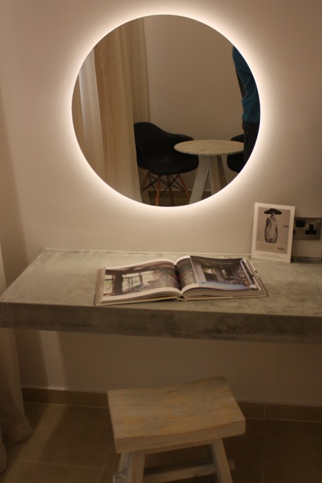 Amphora Hotel & Suites