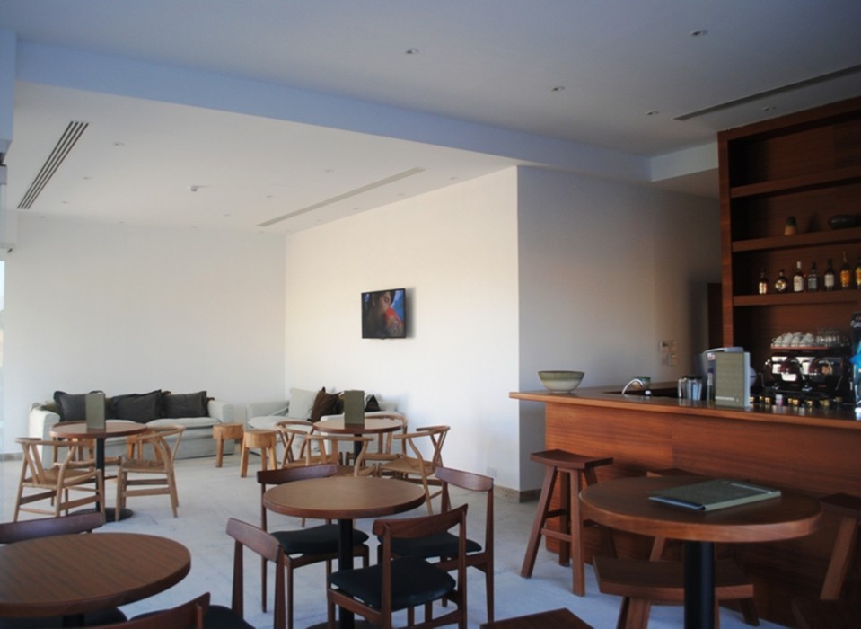 Amphora Hotel & Suites