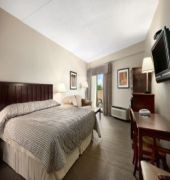 Travelodge by Wyndham Kingston LaSalle Hotel