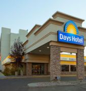 Days Hotel & Suites by Wyndham Lloydminster