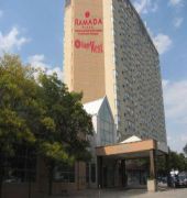 Ramada Plaza Toronto Airport Hotel And Stage West Theatre
