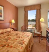 Super 8 by Wyndham Trois-Rivieres