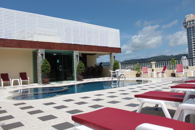 Patong Hemingway's Hotel