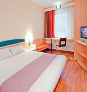 ibis Warszawa Ostrobramska