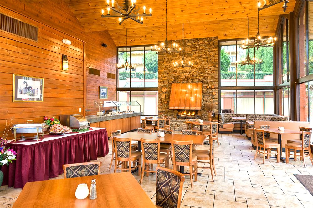 River Terrace Resort and Convention Center