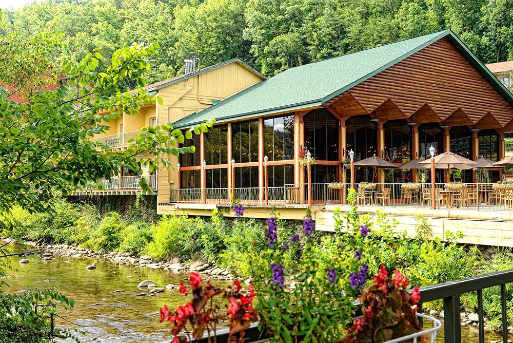 River Terrace Resort and Convention Center