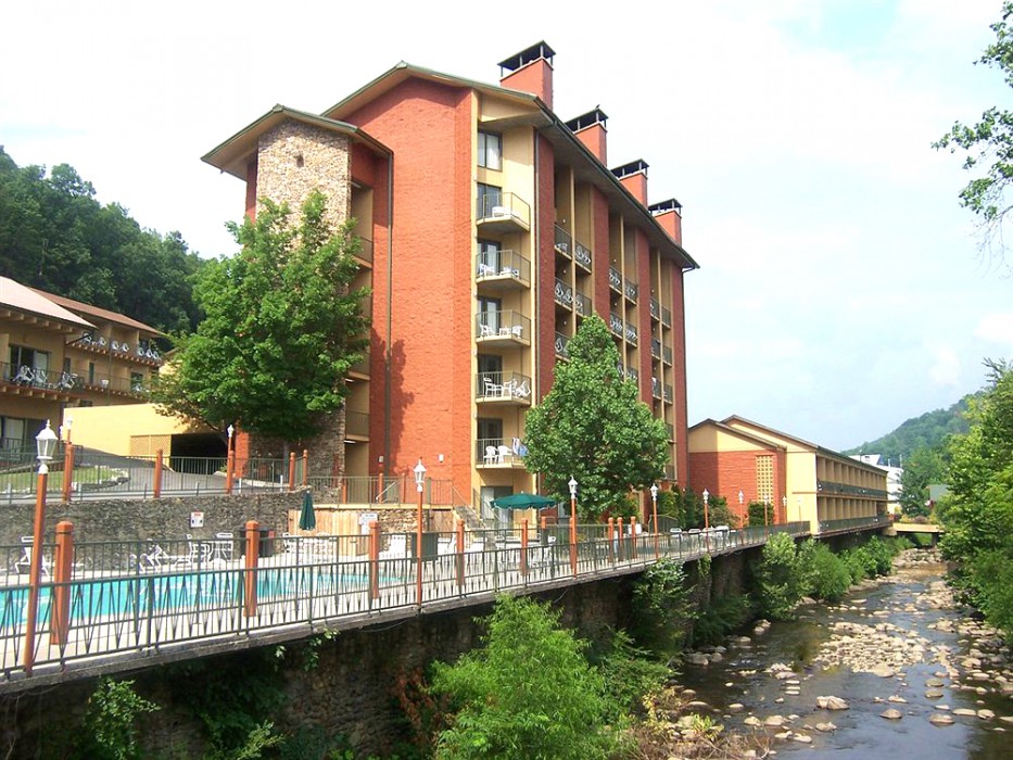 River Terrace Resort and Convention Center