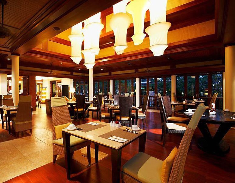 Centara Grand Phratamnak Pattaya