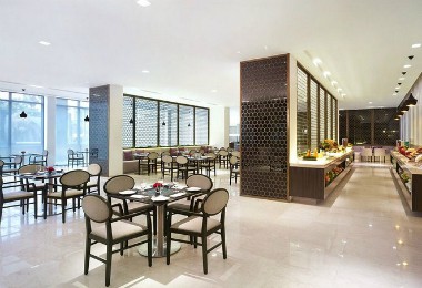 The Gateway Hotel