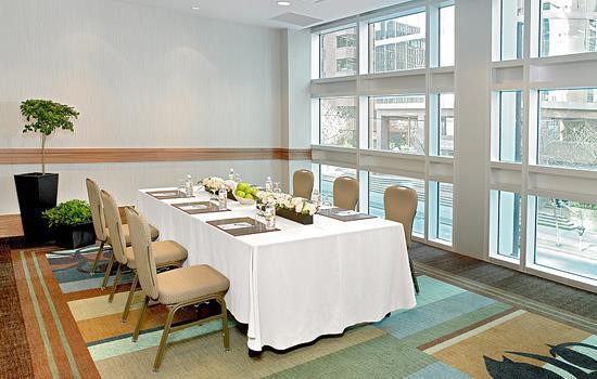 Coast Coal Harbour Hotel by APA