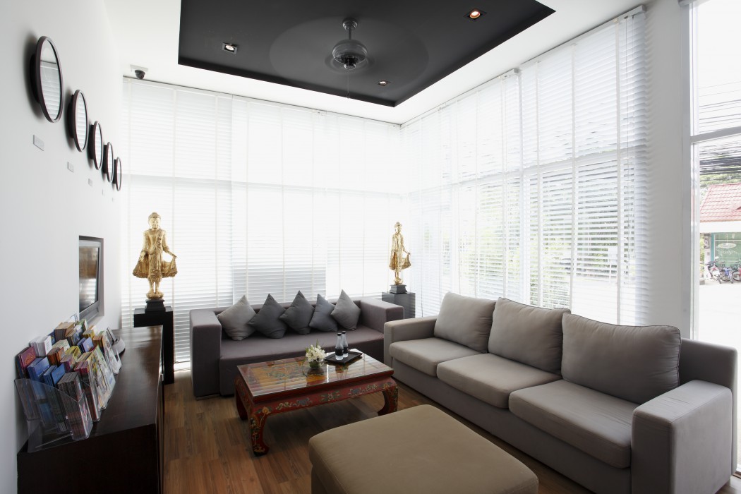 Two Villas Holiday Phuket: Onyx Style Nai Harn Beach