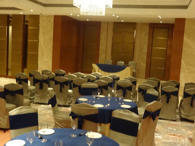 Tulip Inn West Delhi Hotel