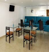 Hotel Confort 80 Castellana