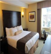 Maple Ridge Travelodge Hotel