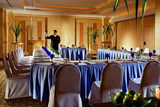 Radisson Hotel Brunei Darussalam