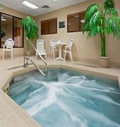 WINGATE INN GARDEN CITY