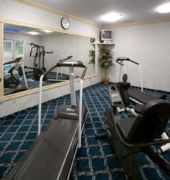 Days Inn & Suites by Wyndham Sault Ste. Marie ON