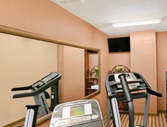 Baymont Inn & Suites - Jacksonville