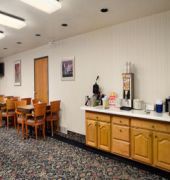 Days Inn and Suites Logan