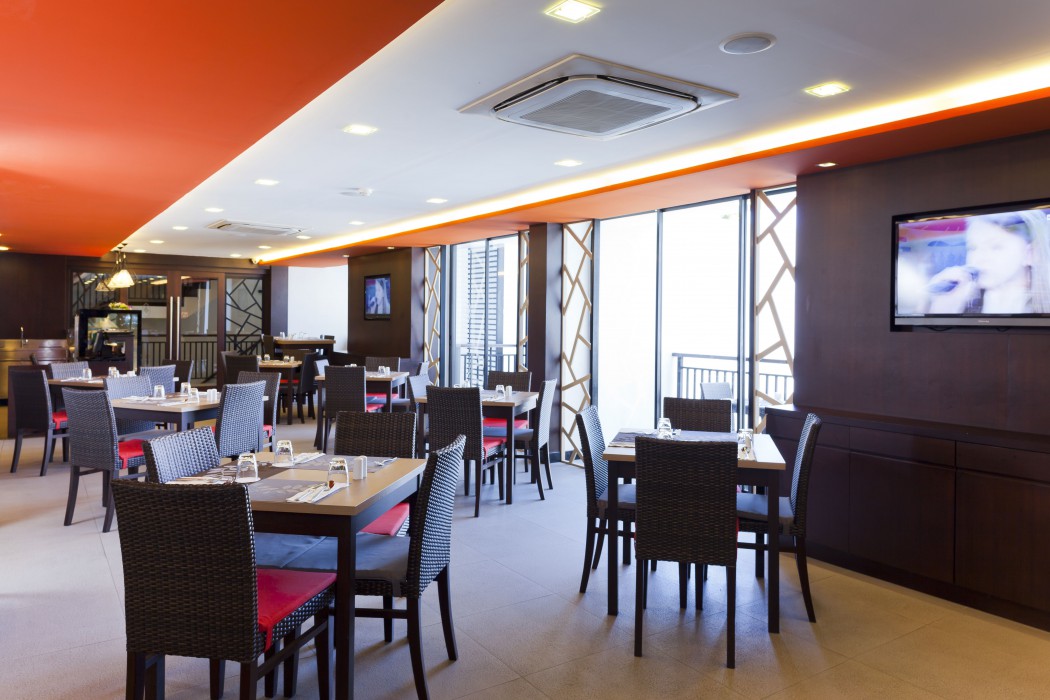 Eastin Easy Patong Phuket
