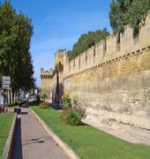 Adonis Hôtel Avignon Sud