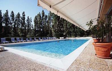 Adonis Hôtel Avignon Sud