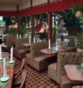 Rogue Regency Inn and Suites