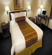 Rogue Regency Inn and Suites