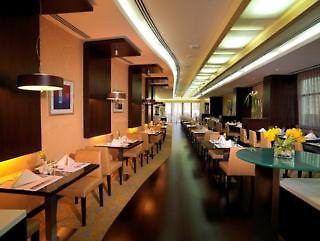 TIME Oak Hotel & Suites