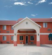 Rodeway Inn & Suites